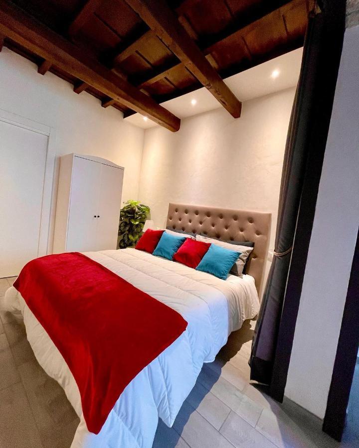 Roberto'S Apartment. Firenze Piazza Santa Croce. Exterior photo